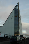 Hoyvíkar kirkja, Tútukannutjørn / Den nye kirke i Hoyvík / The new church in Hoyvík.