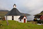 Haldarsvíkar kirkja / Kirken i Haldarsvík / The church in Haldarsvík