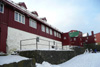 Tinganes - regeringsbygningerne i Tórshavn / The House of Government