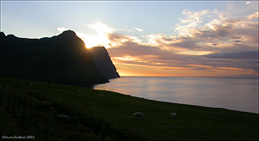 Sólsetur á Viðareiði 08.09.2003