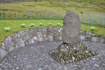 Minnisvarðin í Syðradali / The memorial place in Syðradalur, Kalsoy
